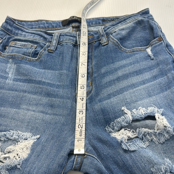 Judy Blue Girlfriend Fit High Rise Distressed Jeans Size 5/27 - Picture 9 of 10